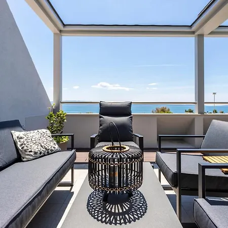 Blue Maris Znjan Apartment Split
