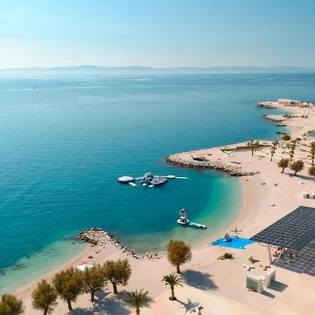 Blue Maris Znjan * Split