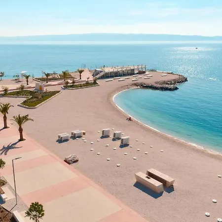 Blue Maris Znjan سبليت